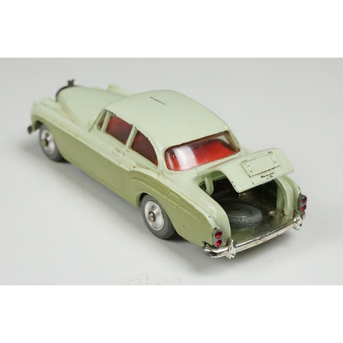 201 - Two boxed Corgi diecast models to include 219 Plymouth Sports Suburban Station Wagon in cream with f... 