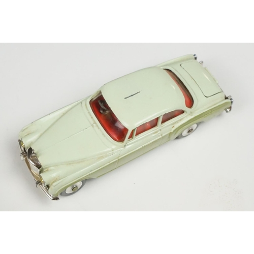 201 - Two boxed Corgi diecast models to include 219 Plymouth Sports Suburban Station Wagon in cream with f... 