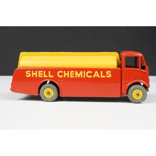 204 - Boxed Dinky 991 AEC Tanker Shell diecast model, diecast and decals vg with paint chips, vg box