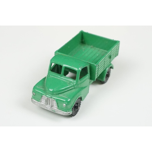 205 - Two boxed Dinky Dublo diecast models to include 064 Austin Lorry in green and 072 Bedford Articulate... 