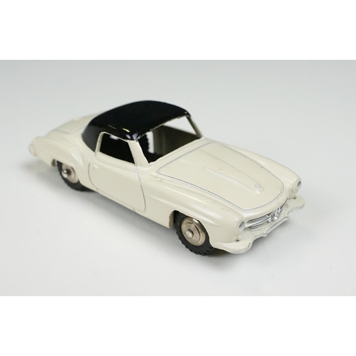 226 - Two boxed French Dinky diecast models to include 549 Coupe Borgward Isabella in turquoise, and 24H M... 