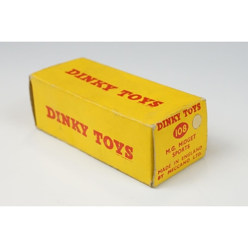 239 - Six boxed Dinky diecast models to include 162 Ford Zephyr Saloon in two tone blue, 480 Bedford 10 CW... 