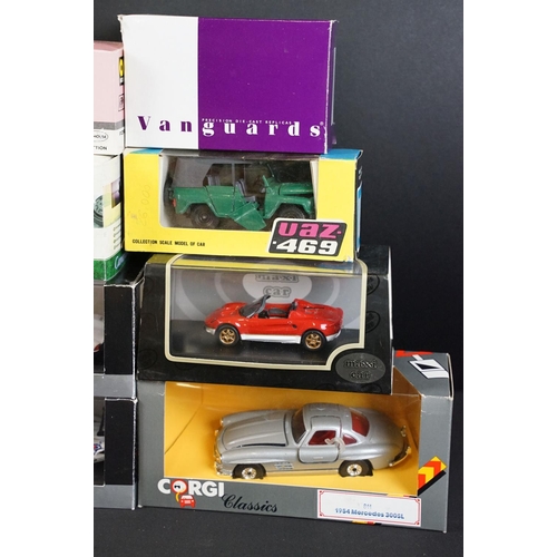 137 - 18 Boxed / cased diecast models to include Onyx, Corgi. Lledo Vauxhall, Vitesse, Cararama etc, mainl... 