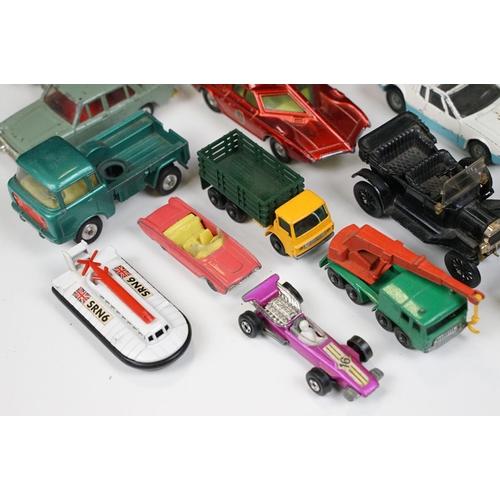 176 - 31 play worn diecast models, mostly mid 20th C, to include Dinky, Corgi, Matchbox & Triang Spot-On, ... 