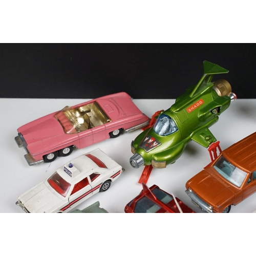 176 - 31 play worn diecast models, mostly mid 20th C, to include Dinky, Corgi, Matchbox & Triang Spot-On, ... 