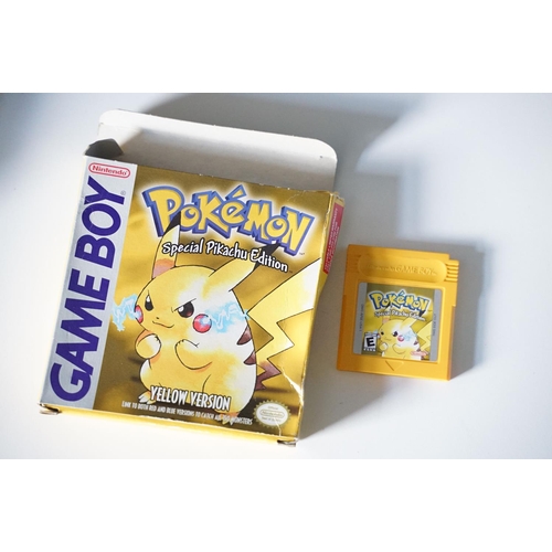 382 - Retro Gaming - Boxed Nintendo Game Boy Color (turquoise) plus 4 x boxed Game Boy games (Pokemon yell... 