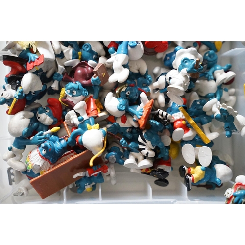 392 - Approx 96 Peyo / Schleich Smurfs figures including Windsurfer Smurf, Astronomer Smurf, Pizza Smurf e... 