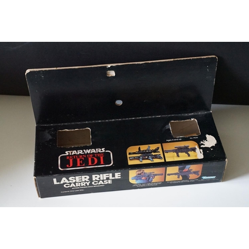 400 - Star Wars - Original Kenner Return Of The Jedi Laser Rifle Carry Case with original box and packagin... 