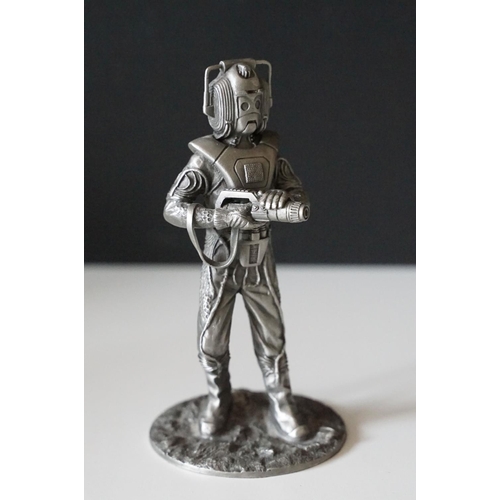 402 - Doctor Who - Six Danbury Mint ' World Of Doctor Who ' pewter figures / models to include Tardis, The... 