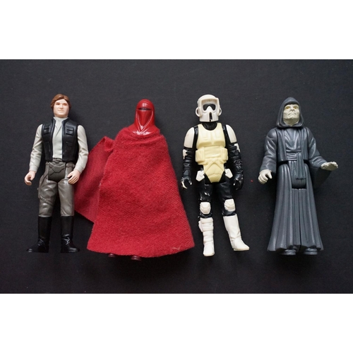 406 - Star Wars - Collection of 35 original figures to include Darth Vader, Chewbacca, R2D2, Chief Chirpa,... 