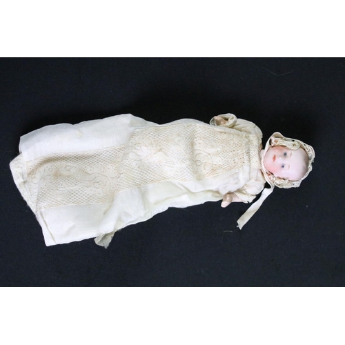 278 - French SFBJ (Société Française de Fabrication de Bébés et Jouets) bisque headed doll with sleeping g... 