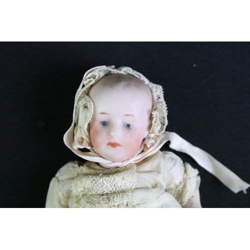 278 - French SFBJ (Société Française de Fabrication de Bébés et Jouets) bisque headed doll with sleeping g... 