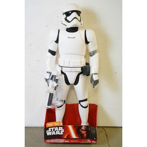 364 - Star Wars - Collection of five boxed / carded Jakks Pacific Star Wars 31 inch figures to include The... 