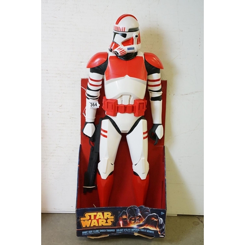 364 - Star Wars - Collection of five boxed / carded Jakks Pacific Star Wars 31 inch figures to include The... 