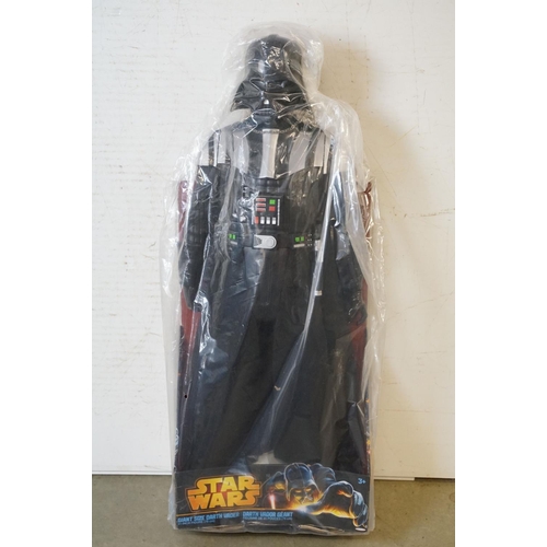 364 - Star Wars - Collection of five boxed / carded Jakks Pacific Star Wars 31 inch figures to include The... 