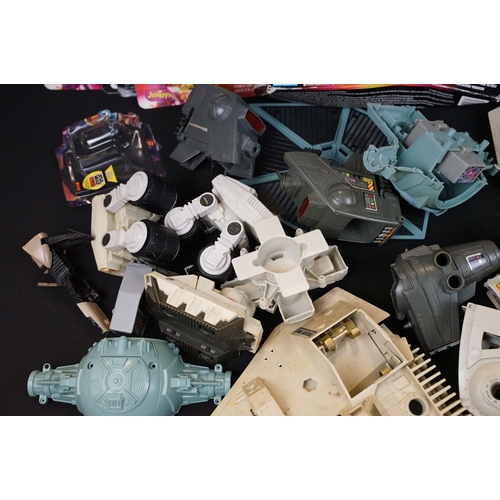 394 - Collection of original play worn Star Wars vehicles / vehicle parts & accessories, to include 3 x Sn... 