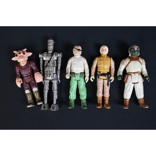 405 - Star Wars - 92 original Star Wars figures to include IG-88, Admiral Ackbar, AT-AT Commander, AT-ST D... 