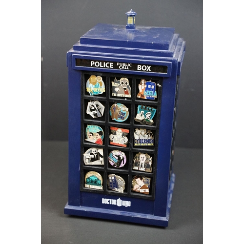 408 - Doctor Who - Danbury Mint Doctor Who Tardis revolving pin badge holder, complete with 60 Doctor Who ... 