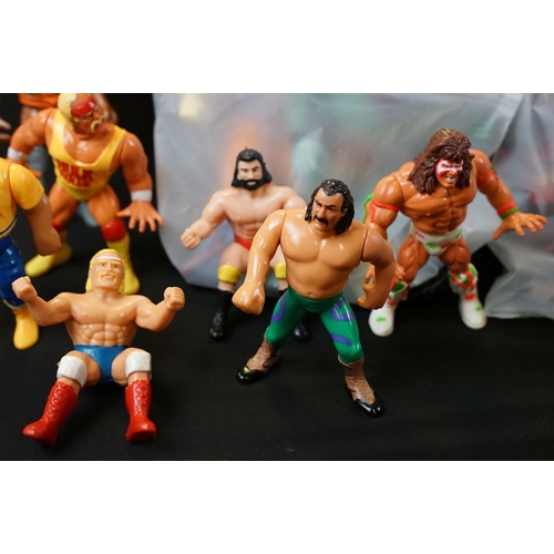 373 - Collection of 1980/90s figures and toys to include LJN Thundercats, Playmates Teenage Mutant Ninja T... 