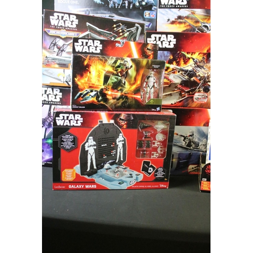 352 - Star Wars - Large collection of various boxed Hasbro play sets to include large X-Wing Fighter, 3 x ... 