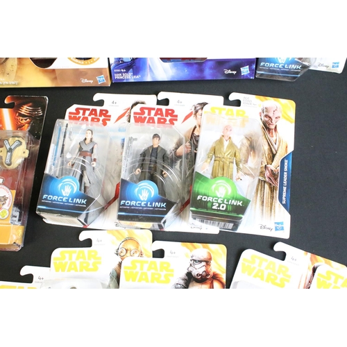 354 - Star Wars - Collection of 47 carded figures to include examples from The Force Awakens, Force Link, ... 