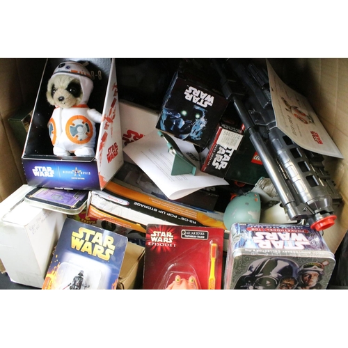 360 - Star Wars - Large collection of various Star Wars related items to include 4 x Star Wars Metallic Im... 