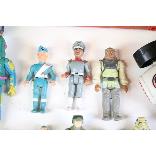 368 - Collection of 23 TV related play worn plastic figures, 1970s onwards, to include 11 x original Star ... 