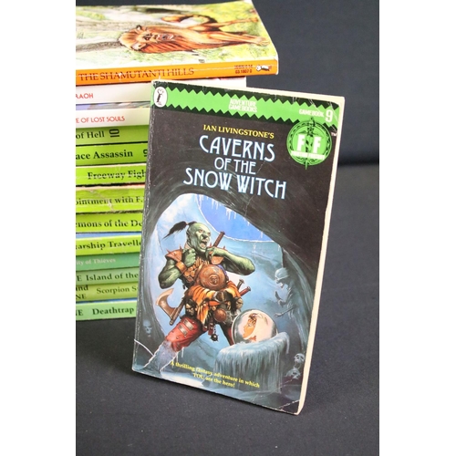 369 - 25 Fantasy adventure game books to include 20 Ian Livingstone and Steve Jackson Fighting Fantasy, al... 