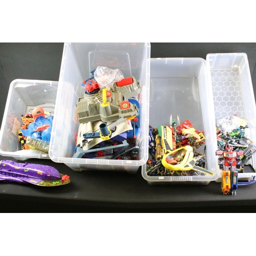 370 - Collection of 1990s action figures, vehicles and play sets, mainly TV related to to include Hasbro T... 