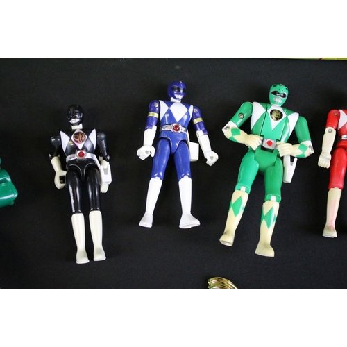 371 - Collection of boxed and unboxed Bandai Power Rangers to include boxed Toy Biz Bandai Power Rangers 2... 