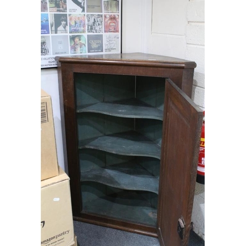 572 - George III Oak and Walnut Hanging Corner Cabinet, the single door opening to three shaped shelves, 8... 