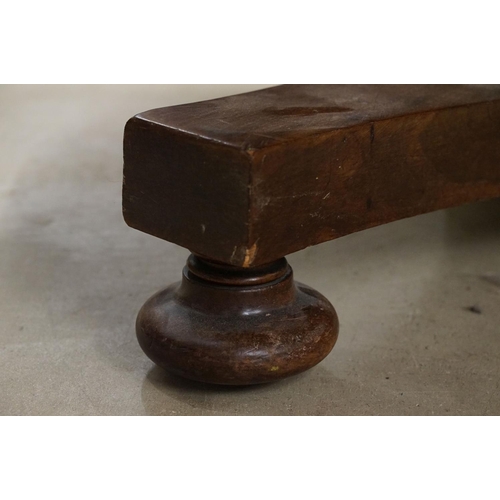 635 - 19th century Flamed Mahogany Circular Tilt Top Breakfast Table raised on a plain turned pillar suppo... 