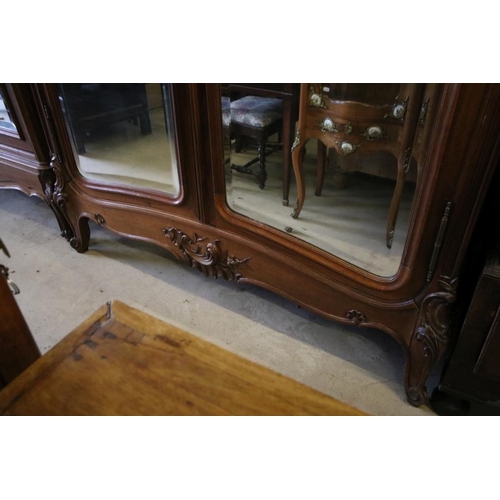 672 - Large 19th century French Walnut Linen Cupboard, the two mirrored doors opening to four adjustable s... 