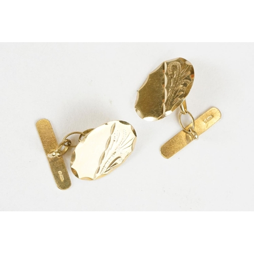 257 - A collection of gents cufflinks to include hallmarked gold and hallmarked silver examples.