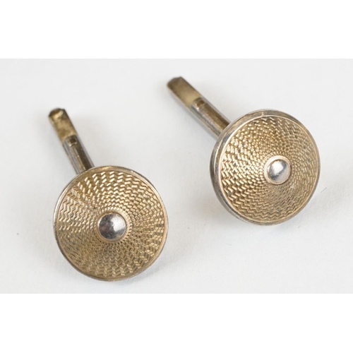 257 - A collection of gents cufflinks to include hallmarked gold and hallmarked silver examples.