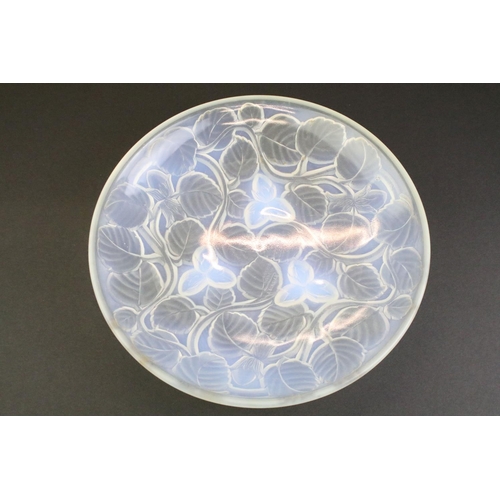 8 - Arrers of France opalescent glass circular dish, in the manner of Lalique, releif moulded with sweet... 