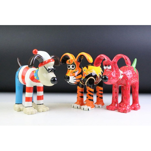 35 - Three Boxed Aardman Animations Wallace & Gromit 'Gromit Unleashed' figures to include Grrrrromit, Wh... 