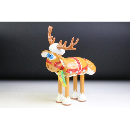 44 - Boxed Aardman Animations 'Shaun in the City' Fleece Navidad figure, together with an Aardman Animati... 