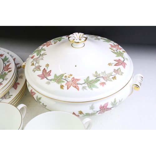 55 - Wedgwood ' Ivy House ' tea, coffee & dinner service, to include teacups & saucers, coffee pot, coffe... 