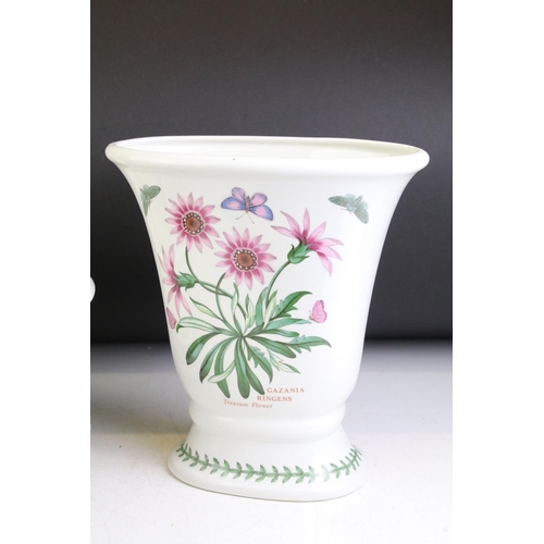 57 - Mixed ceramics to include Portmeirion Botanic Garden (4 plates and a vase), Portmeirion Rose wash bo... 