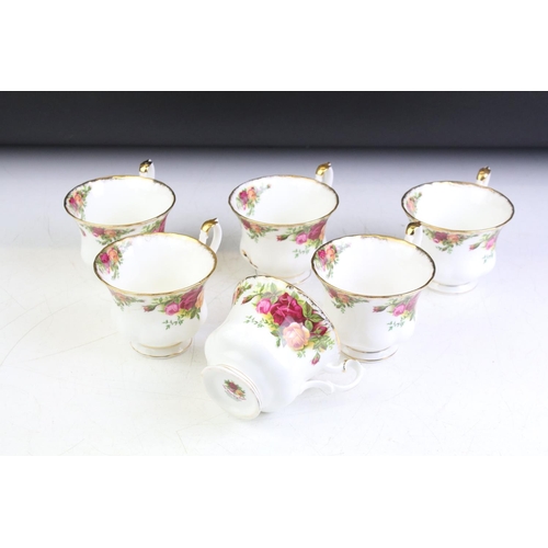 60 - Royal Albert ' Old Country Roses ' tea set for six, to include teapot, 6 cups & saucers, 6 tea plate... 