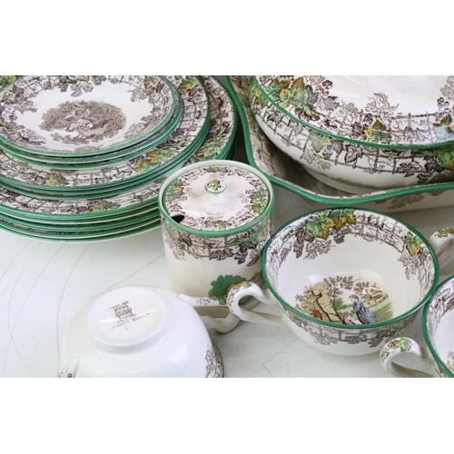 61 - Copeland Spode ' Spode's Byron ' tea & dinner ware to include tureens, jugs, lunch plates, soup cups... 