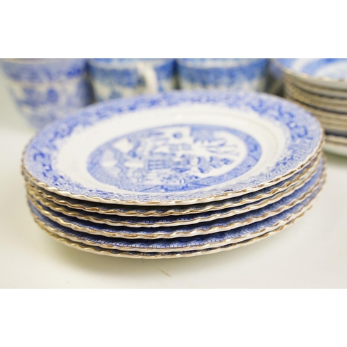 112 - 19th Century Victorian willow pattern part tea set having blue and white transfer printed details, r... 