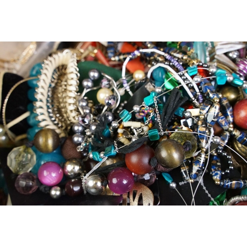 297 - Collection of Fashion and Costume Jewellery