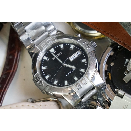 299 - A collection of ladies and gents wristwatches to include vintage and contemporary examples