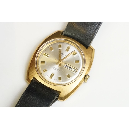 318 - A collection of vintage and contemporary wristwatches to include Roamer and Sekonda examples togethe... 