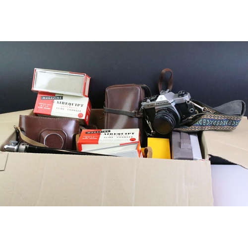 415 - Assorted cameras and collectables to include Pentax K1000 film camera, Paxette Prontor-svs camera, s... 