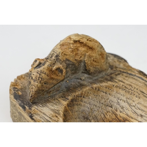 150 - Robert Mouseman Thompson Carved Wooden Ashtray with signature carved mouse, 11cm long