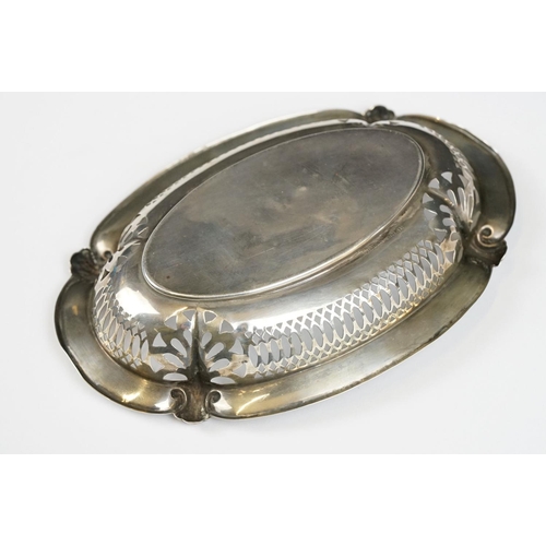 184 - Early 20th century Silver Pierced Bon Bon Dish, Chester 1913, 16cm long