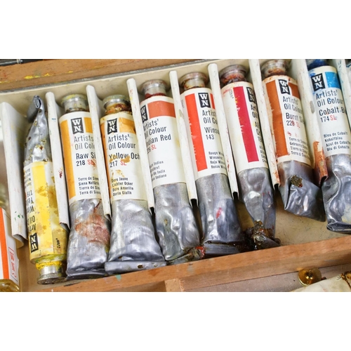 381 - Boxed Winsor & Newton Rathbone Artist's Oil Colour Sketching Box, with contents (paint palettes, Win... 